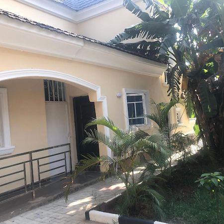 Luxury Place Hotel And Apartments 阿布贾 外观 照片